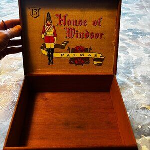 Vintage 1950s House Of Windsor Palmas Wooden Cigar Box
